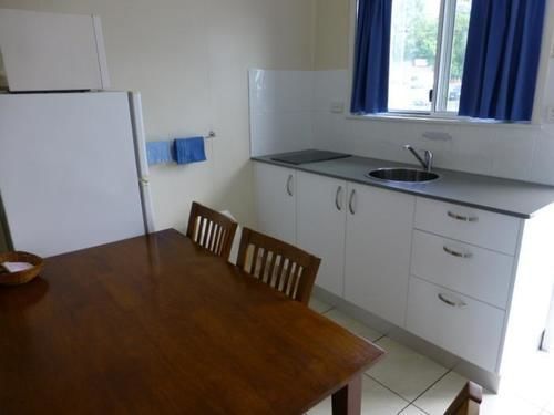 Airlie Court Units Aparthotel Airlie Beach Bagian luar foto