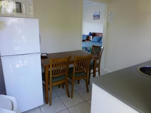 Airlie Court Units Aparthotel Airlie Beach Bagian luar foto