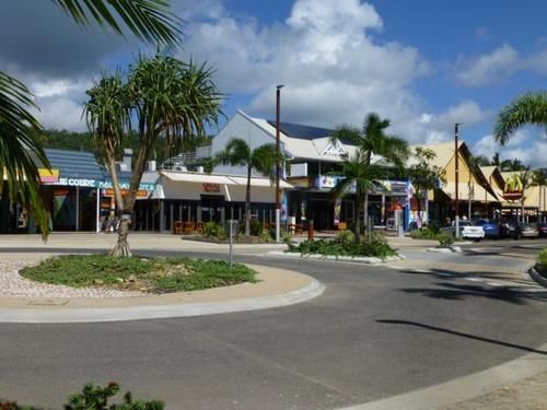 Airlie Court Units Aparthotel Airlie Beach Bagian luar foto